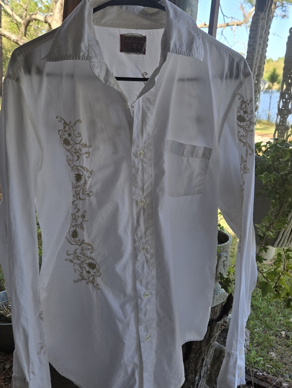 Vintage Red Men's White Button Front Tan Embroidered Swirl Shirt Size Large